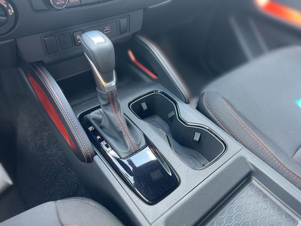 Used 2025 Nissan Frontier PRO-4X image 31