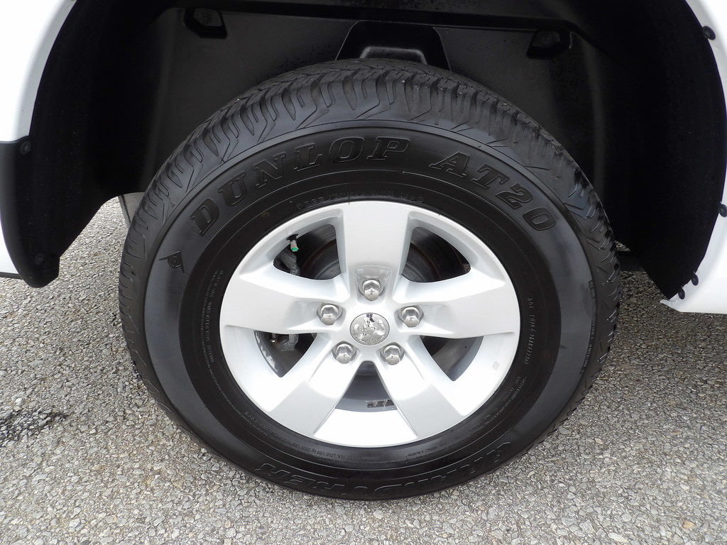 Used 2022 RAM 1500 Classic SLT RWD image 50