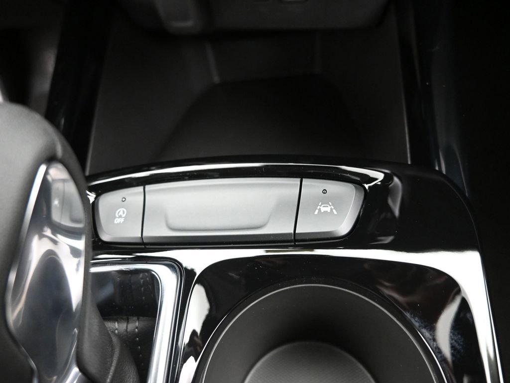 New 2026 Chevrolet Trax LT w/ Driver Confidence Package image 16