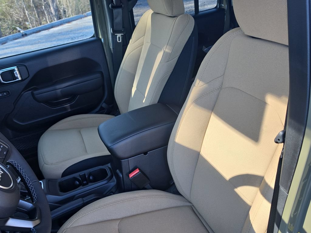 New 2026 Jeep Gladiator Willys AWD/4WD image 15