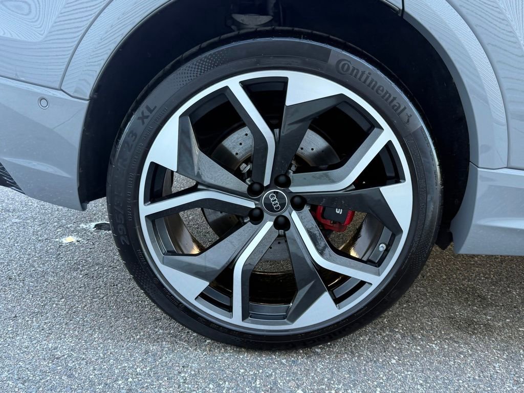 Used 2024 Audi RS Q8 w/ Black Optic Package image 69