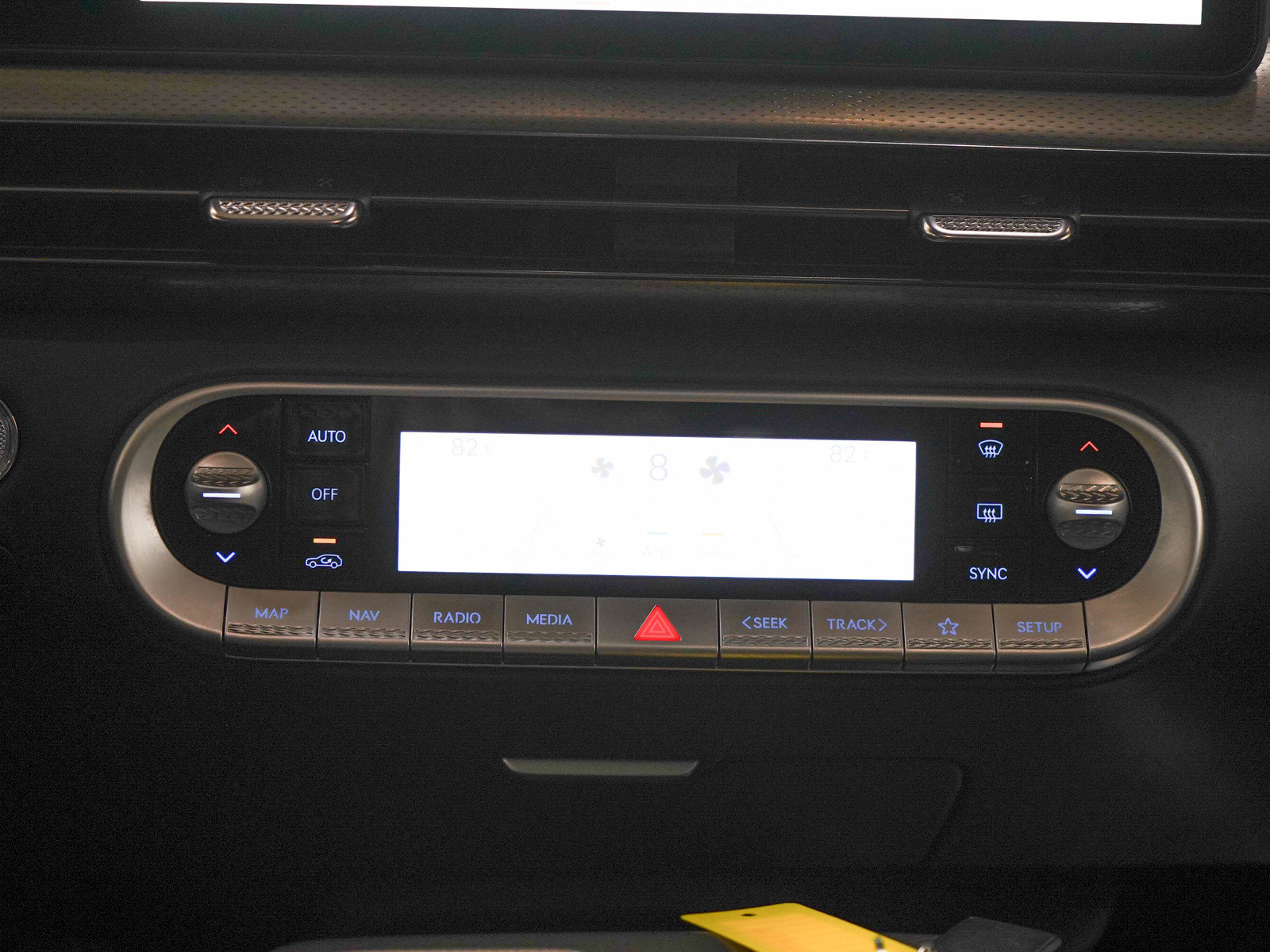 Used 2023 Genesis GV60 Advanced AWD/4WD image 20