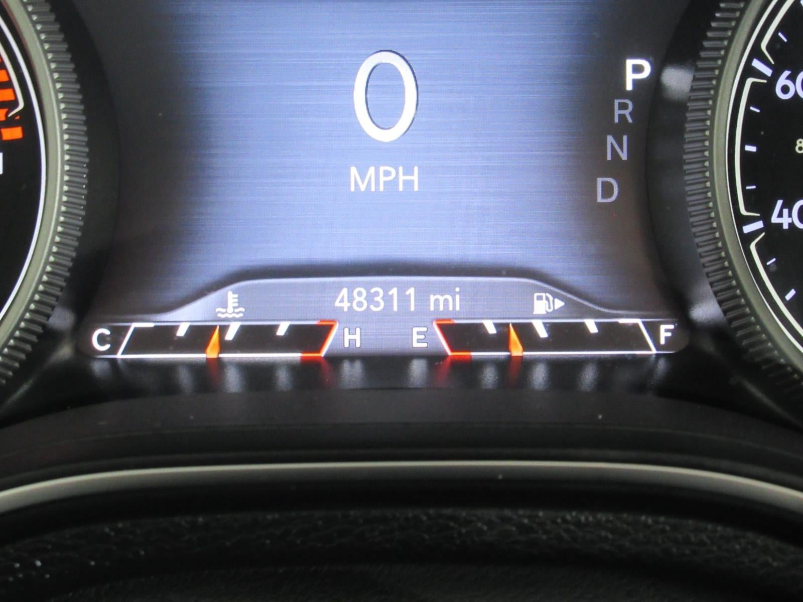 Used 2019 Jeep Cherokee Trailhawk w/ Comfort/Convenience Group AWD/4WD image 36