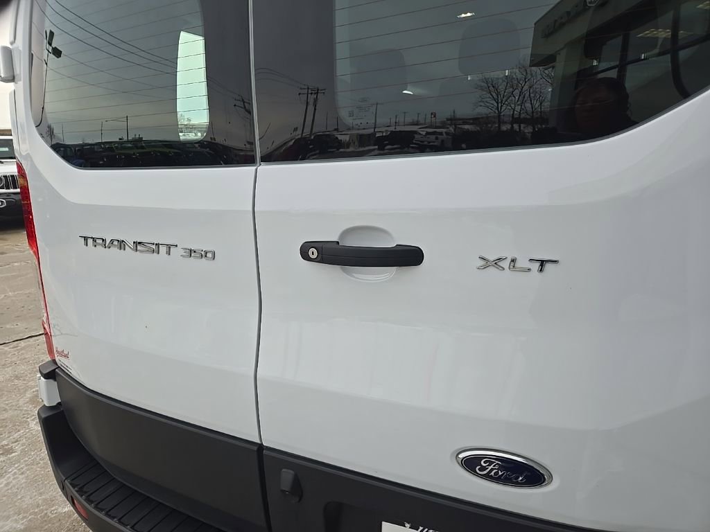 Used 2023 Ford Transit 350 XLT image 86