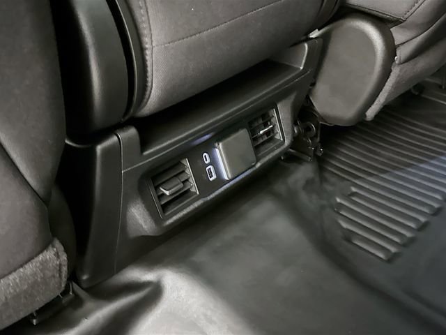 Used 2025 Chevrolet Silverado 2500 LT image 26