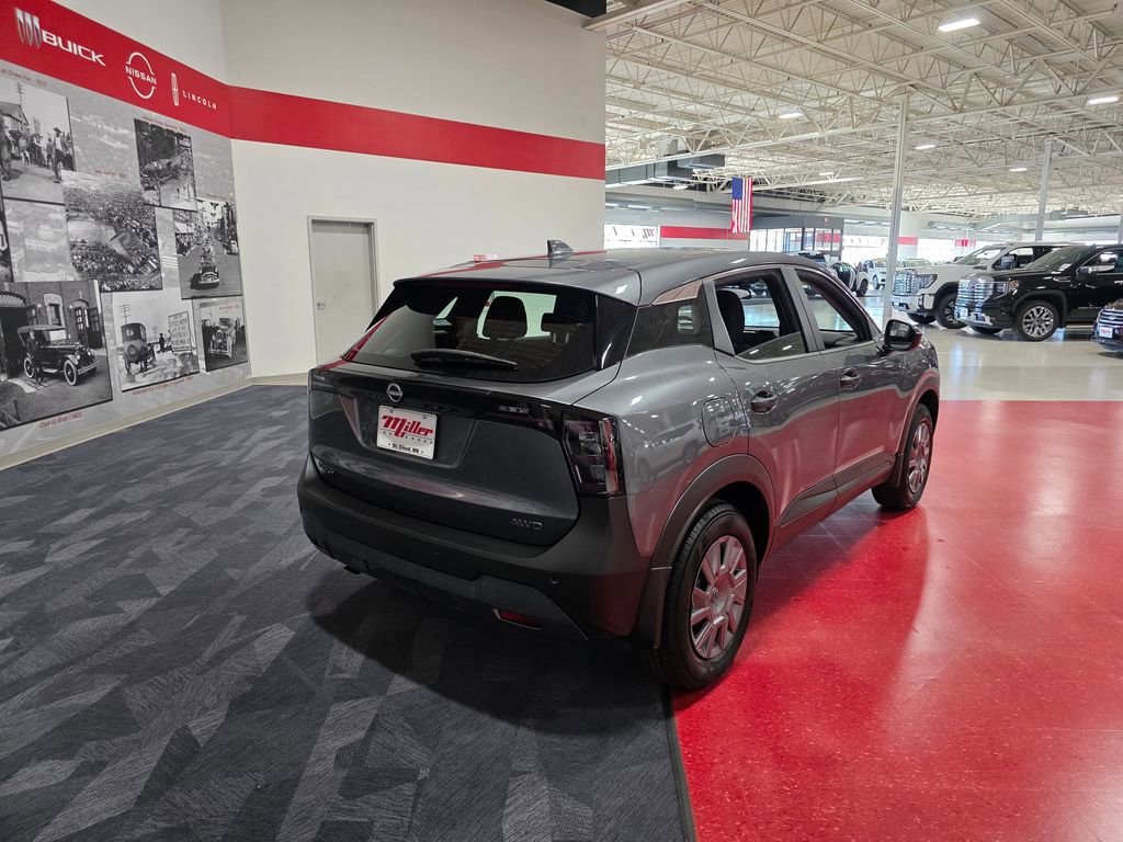 Used 2025 Nissan Kicks S AWD/4WD image 3