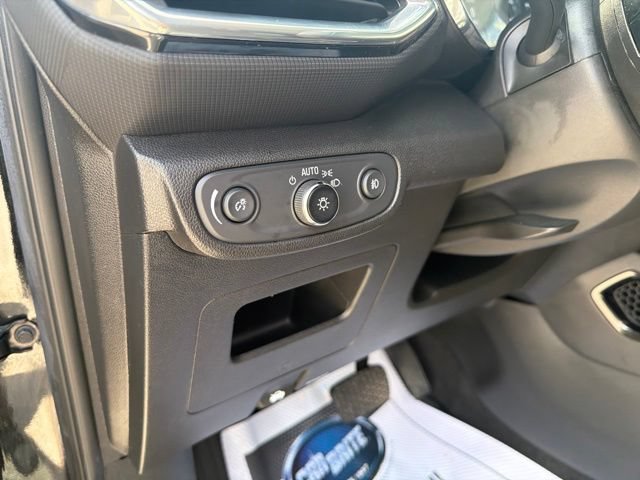 Used 2022 Chevrolet TrailBlazer LT w/ Convenience Package AWD/4WD image 15