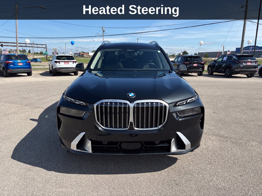 Used 2025 BMW X7 xDrive40i w/ Parking Assistance Package AWD/4WD image 10