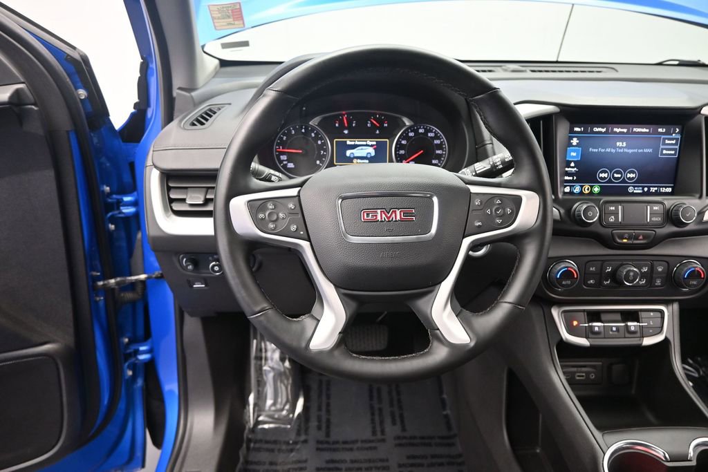 Used 2024 GMC Terrain SLT AWD/4WD image 40