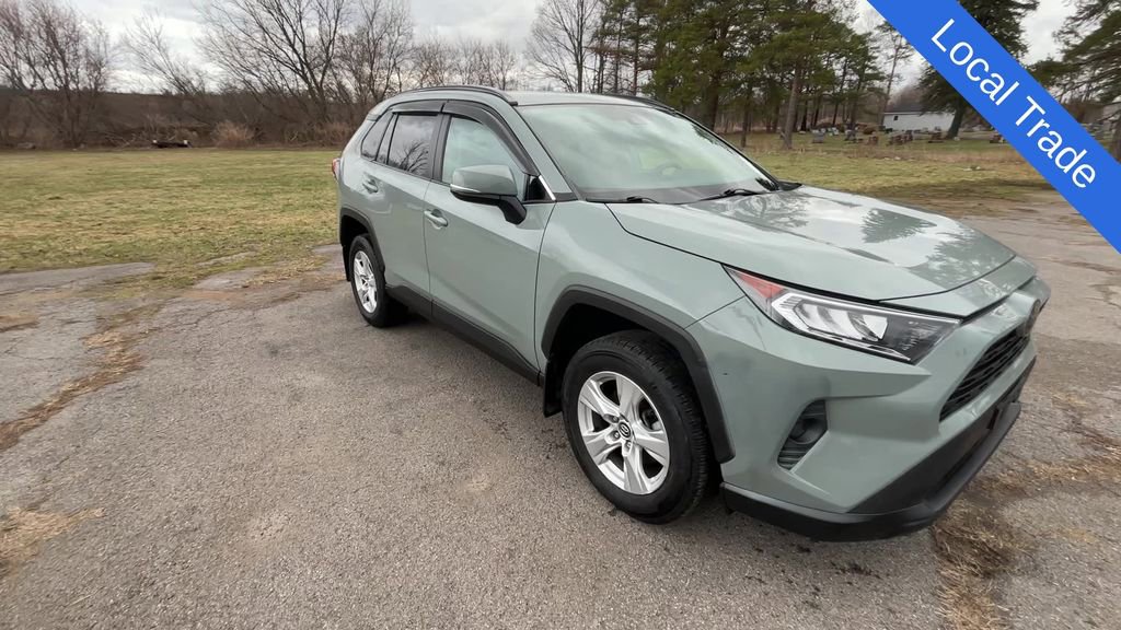 Used 2020 Toyota RAV4 XLE w/ Convenience Package image 7