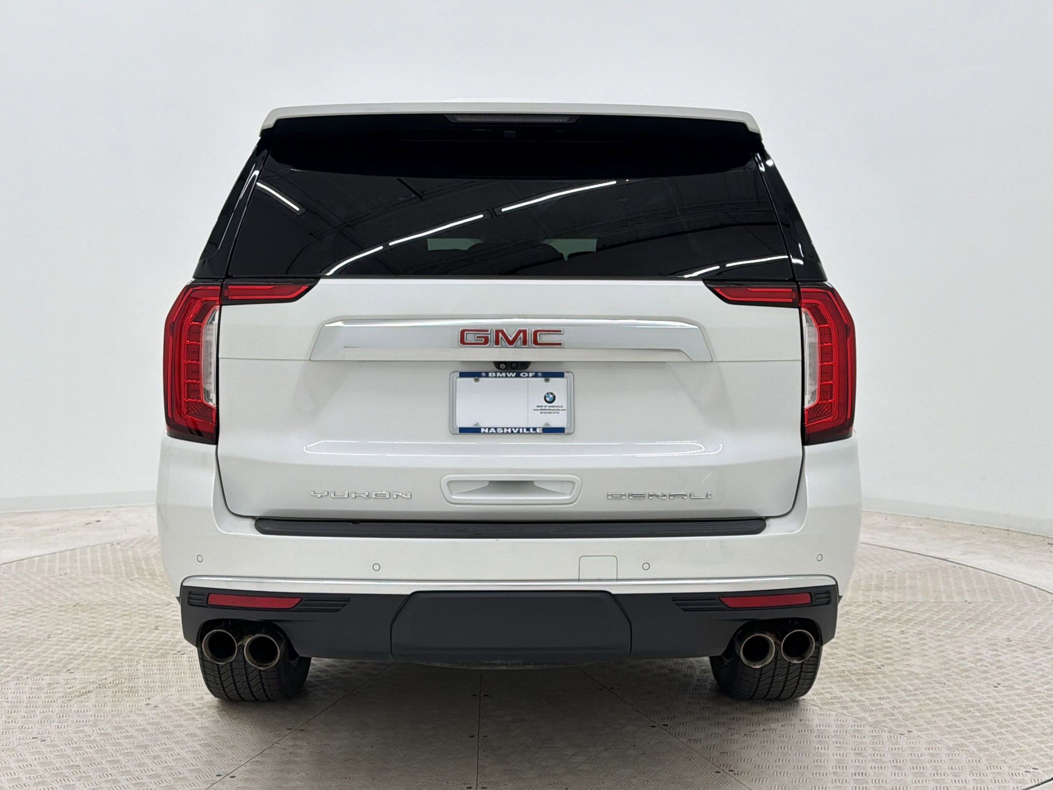 Used 2022 GMC Yukon Denali w/ Denali Premium Package AWD/4WD image 10