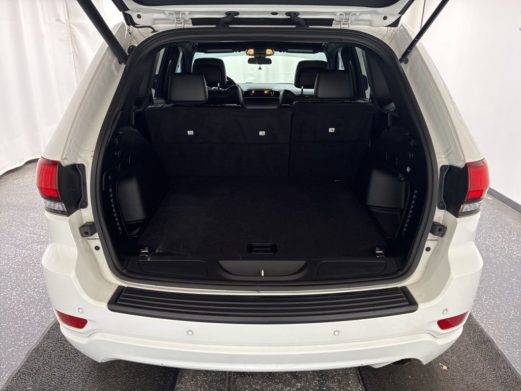 Used 2021 Jeep Grand Cherokee Laredo X image 6