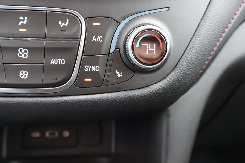 Used 2023 Chevrolet Equinox RS AWD/4WD image 15