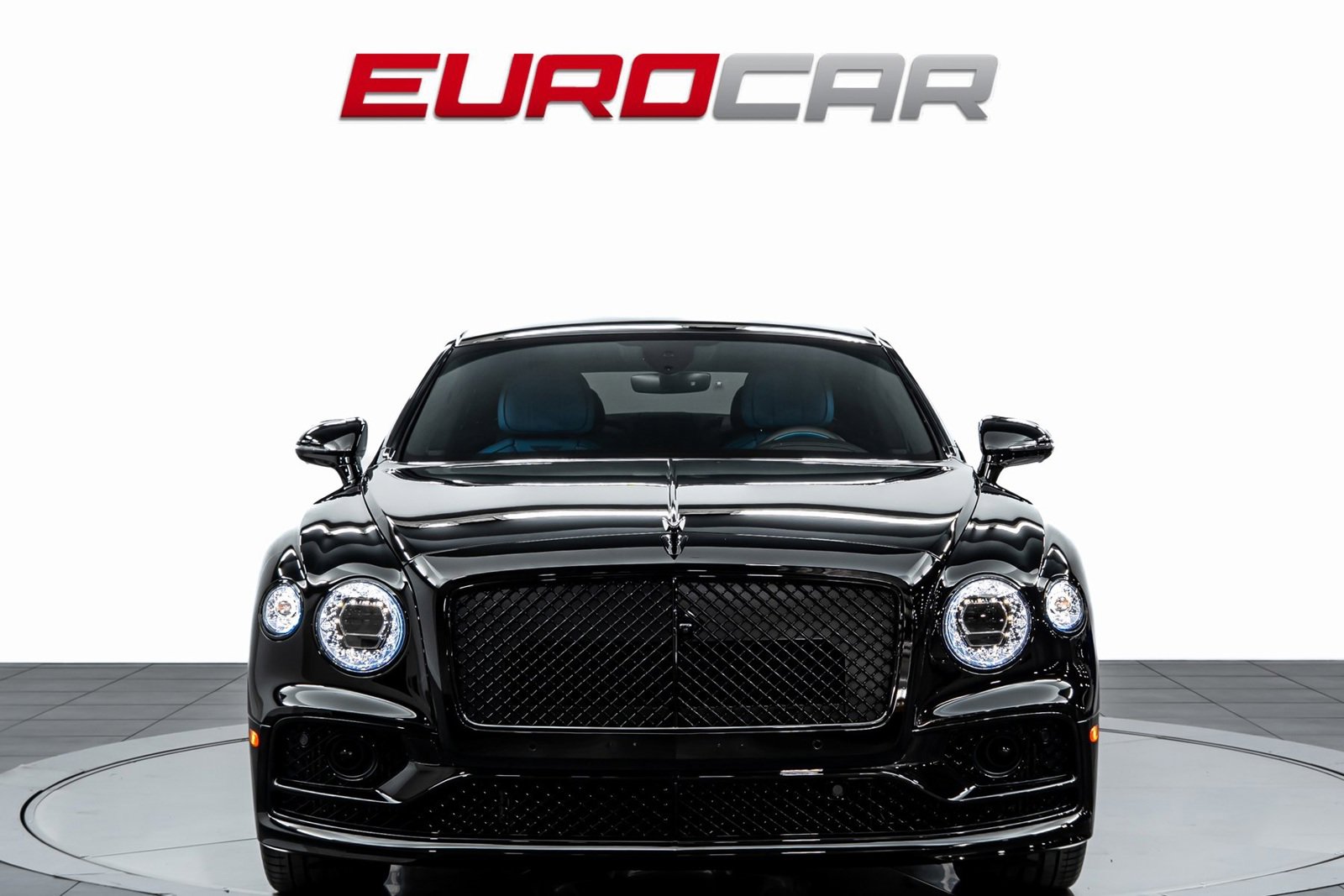 Used 2024 Bentley Flying Spur W12 image 8