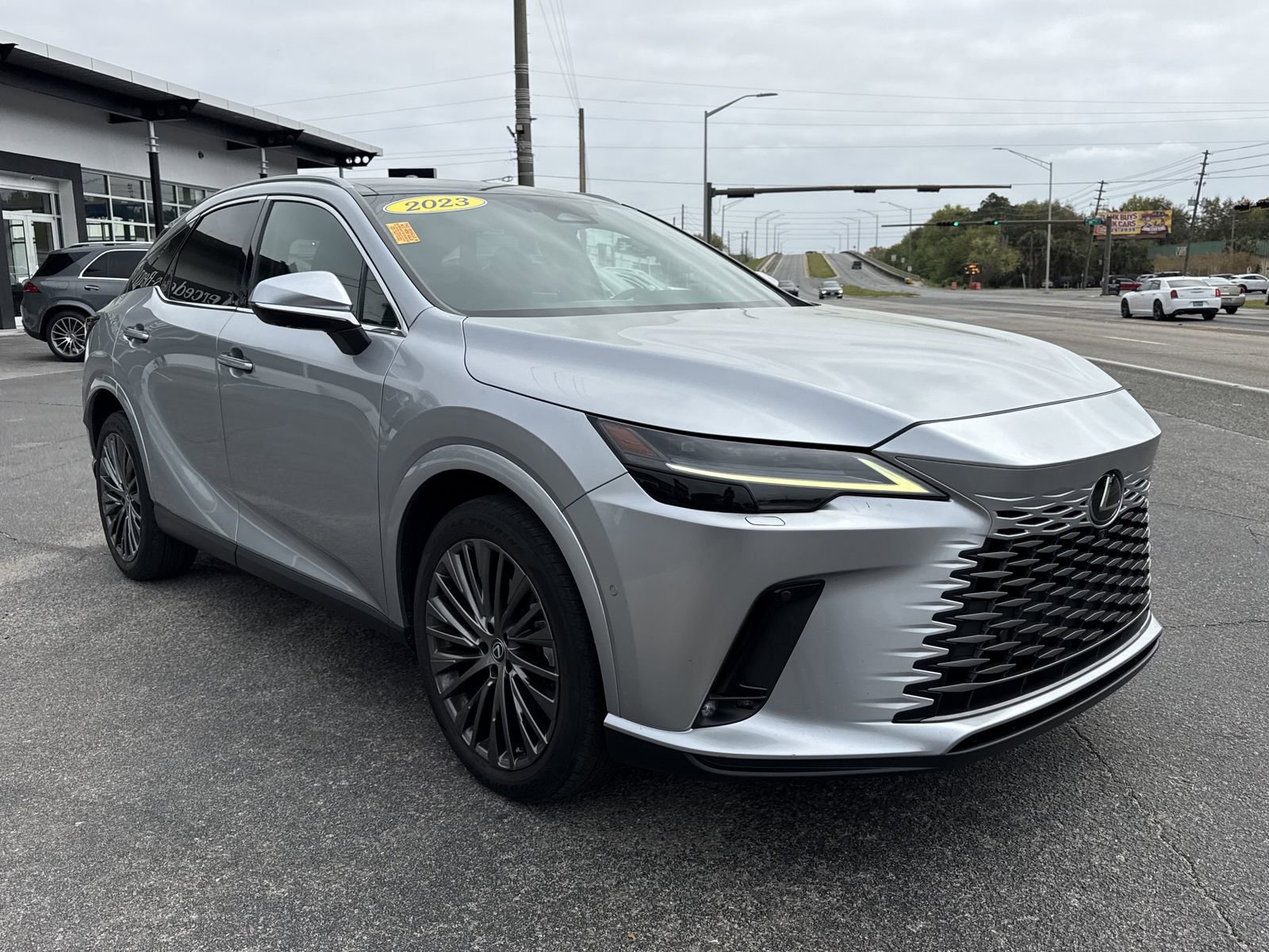 Used 2023 Lexus RX 350 FWD w/ Accessory Package image 7