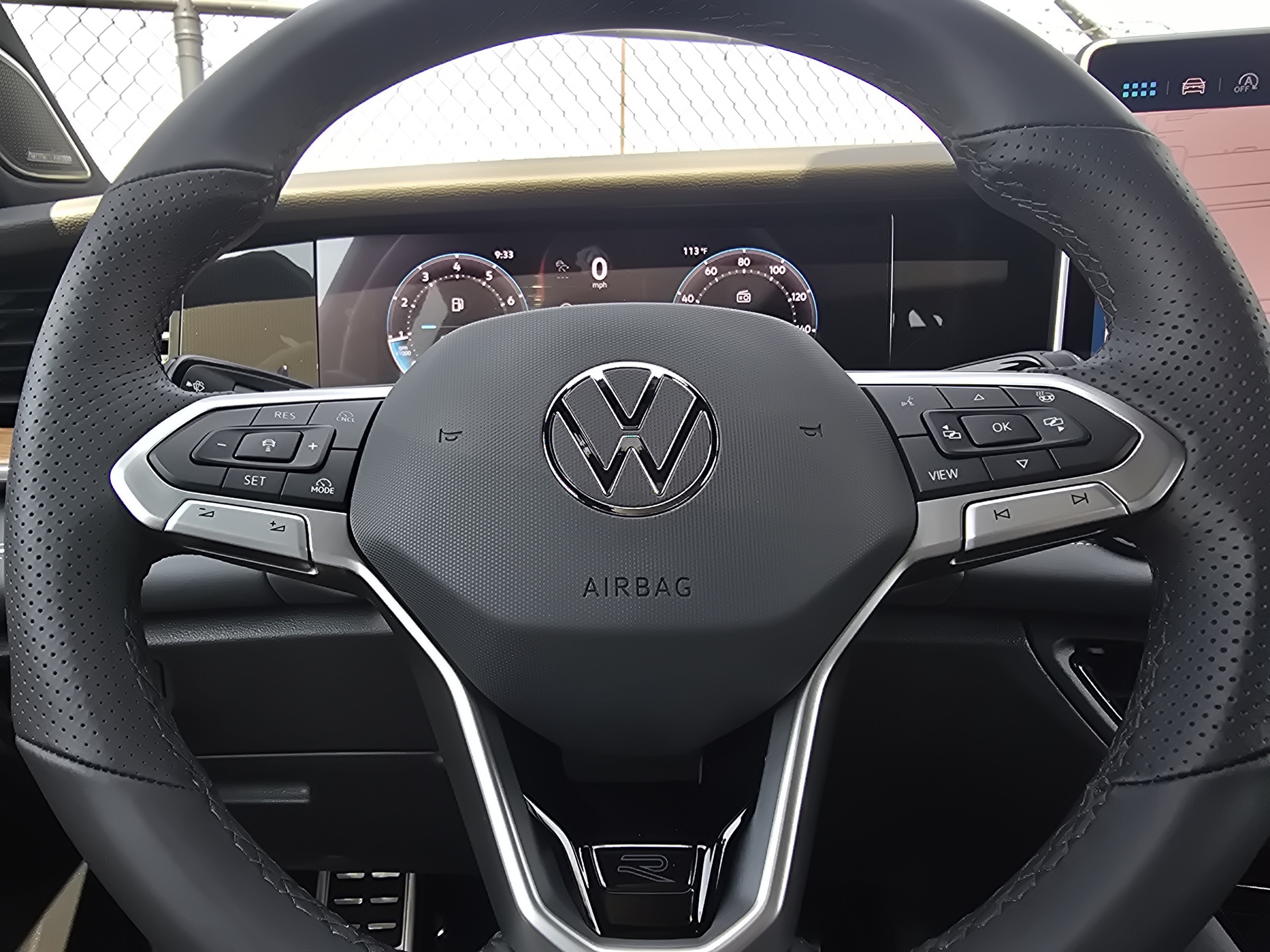 New 2026 Volkswagen Tiguan SEL R-Line AWD/4WD image 25
