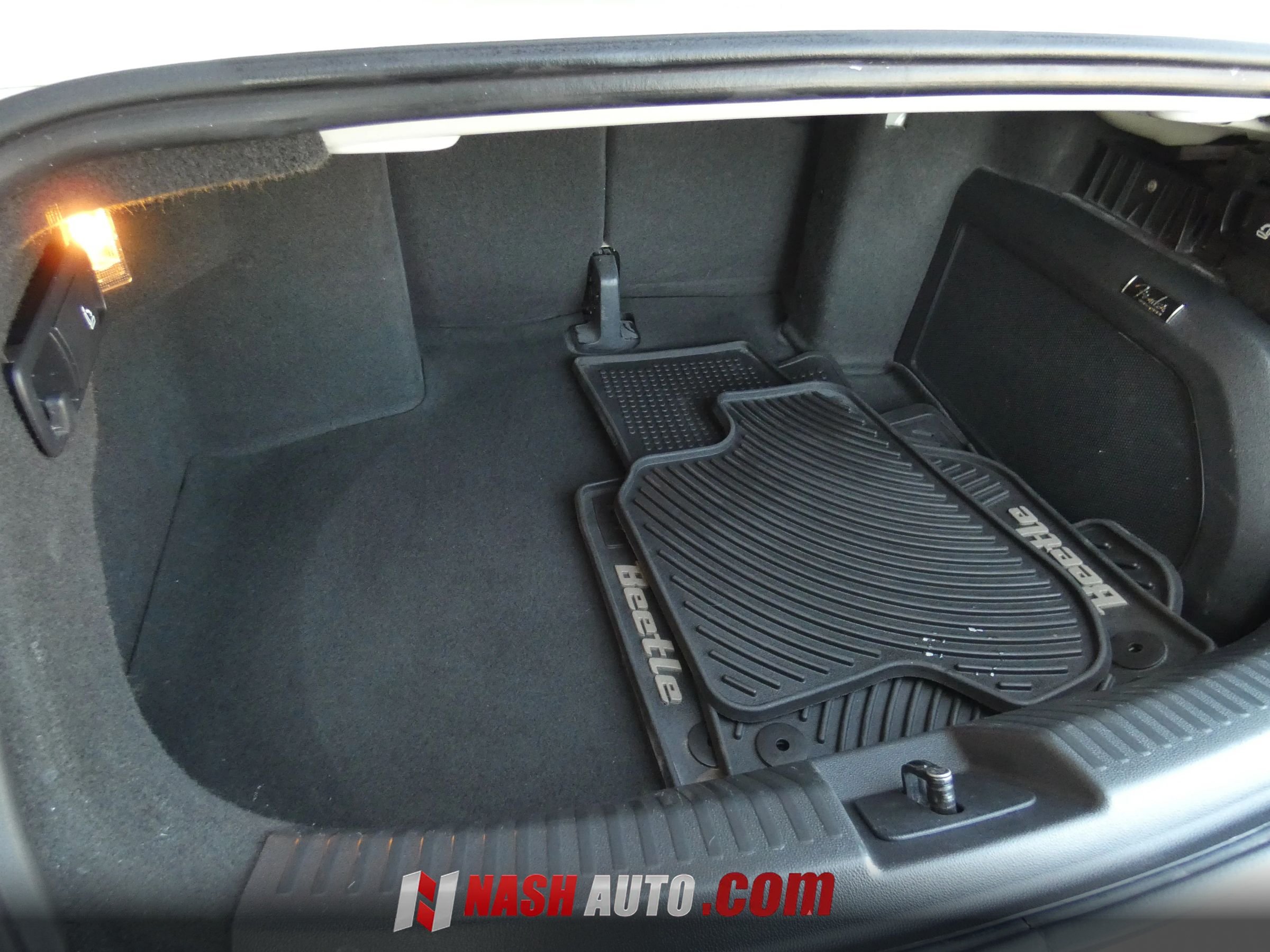 Used 2014 Volkswagen Beetle TDI FWD image 64