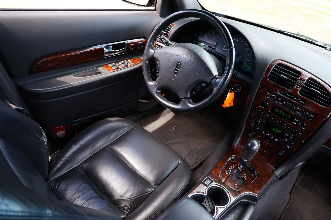 Used 2002 Lincoln LS image 20