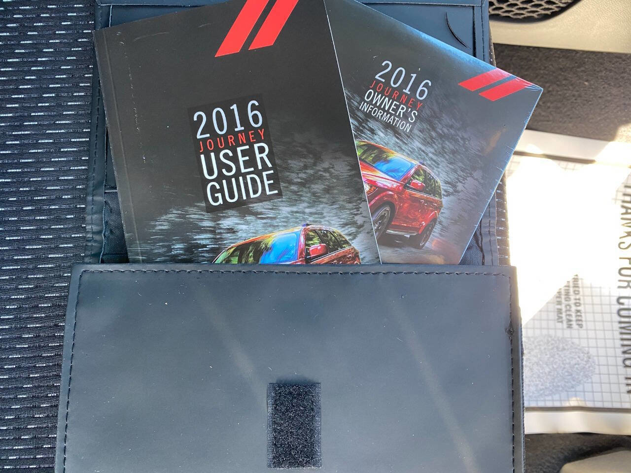 Used 2016 Dodge Journey SE image 30