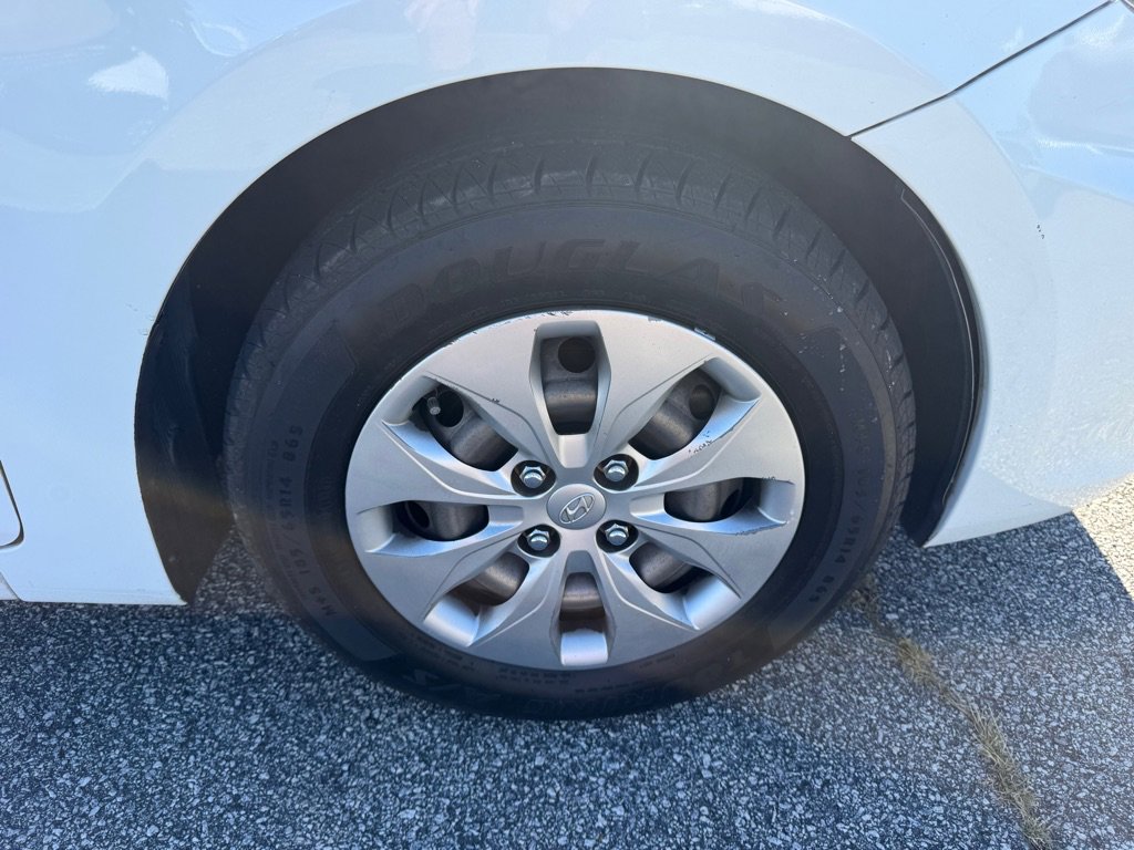 Used 2016 Hyundai Accent SE image 15