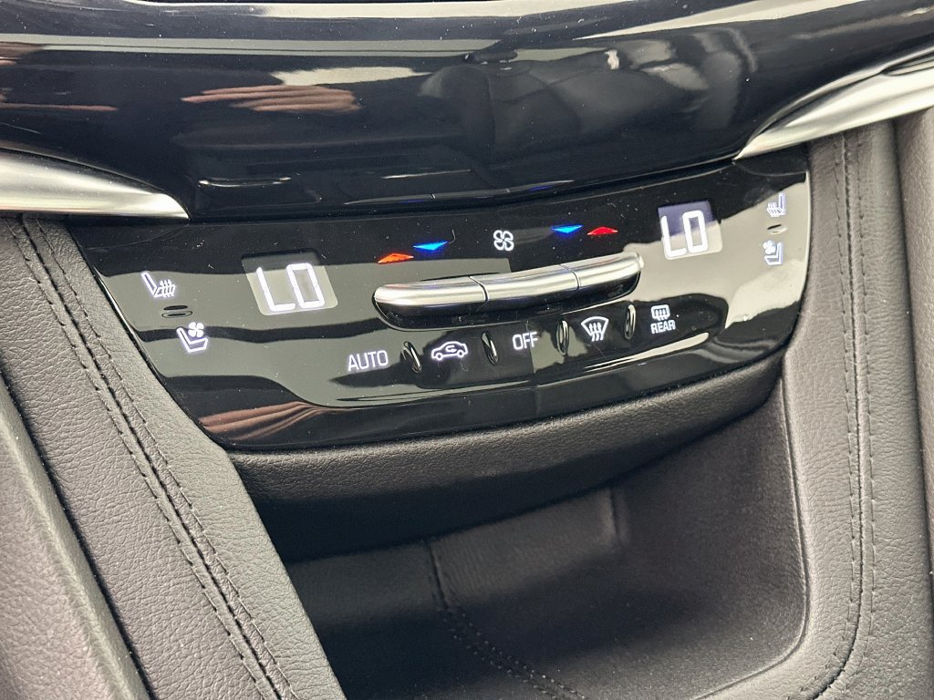 Used 2025 Cadillac XT6 Sport w/ Platinum Package AWD/4WD image 20