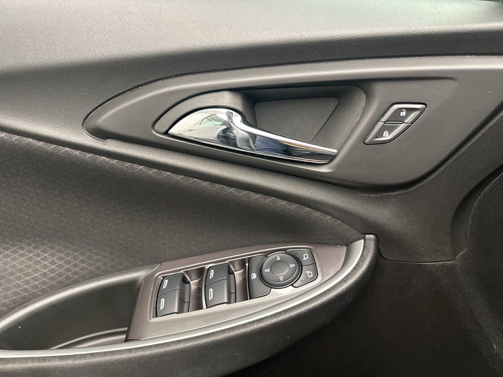 Used 2024 Chevrolet Malibu LT image 23