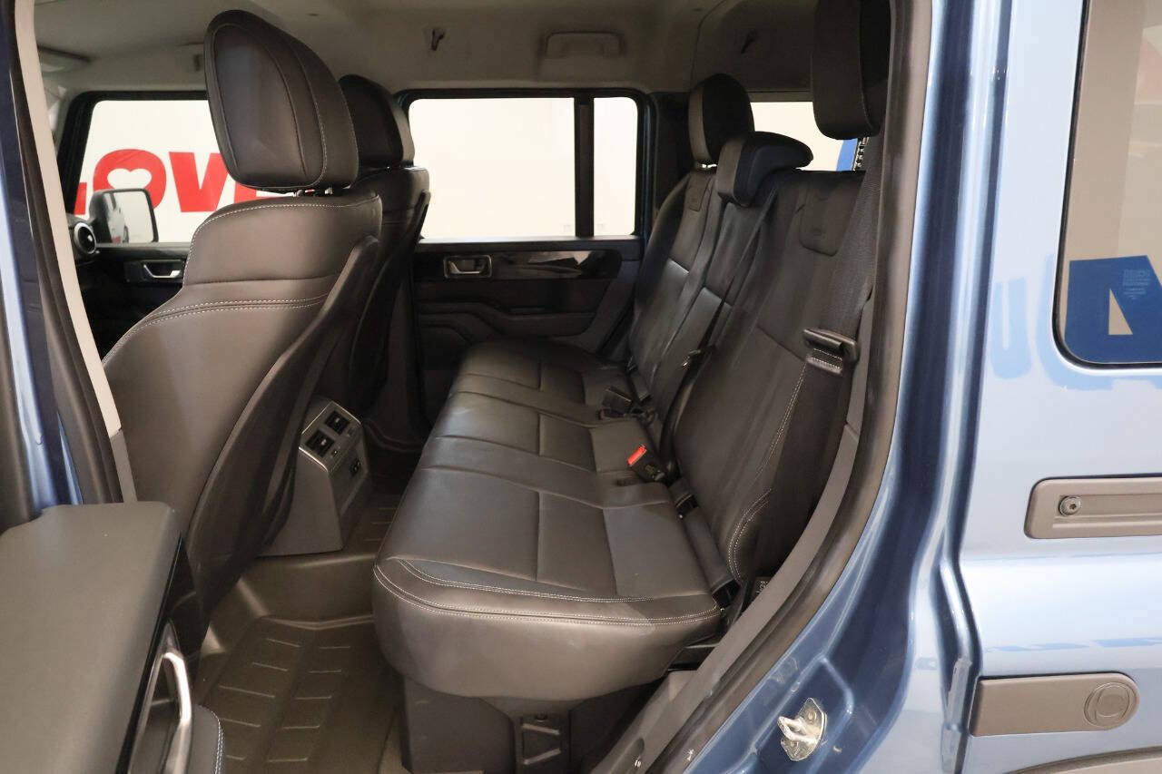 Used 2024 INEOS Grenadier AWD/4WD image 15