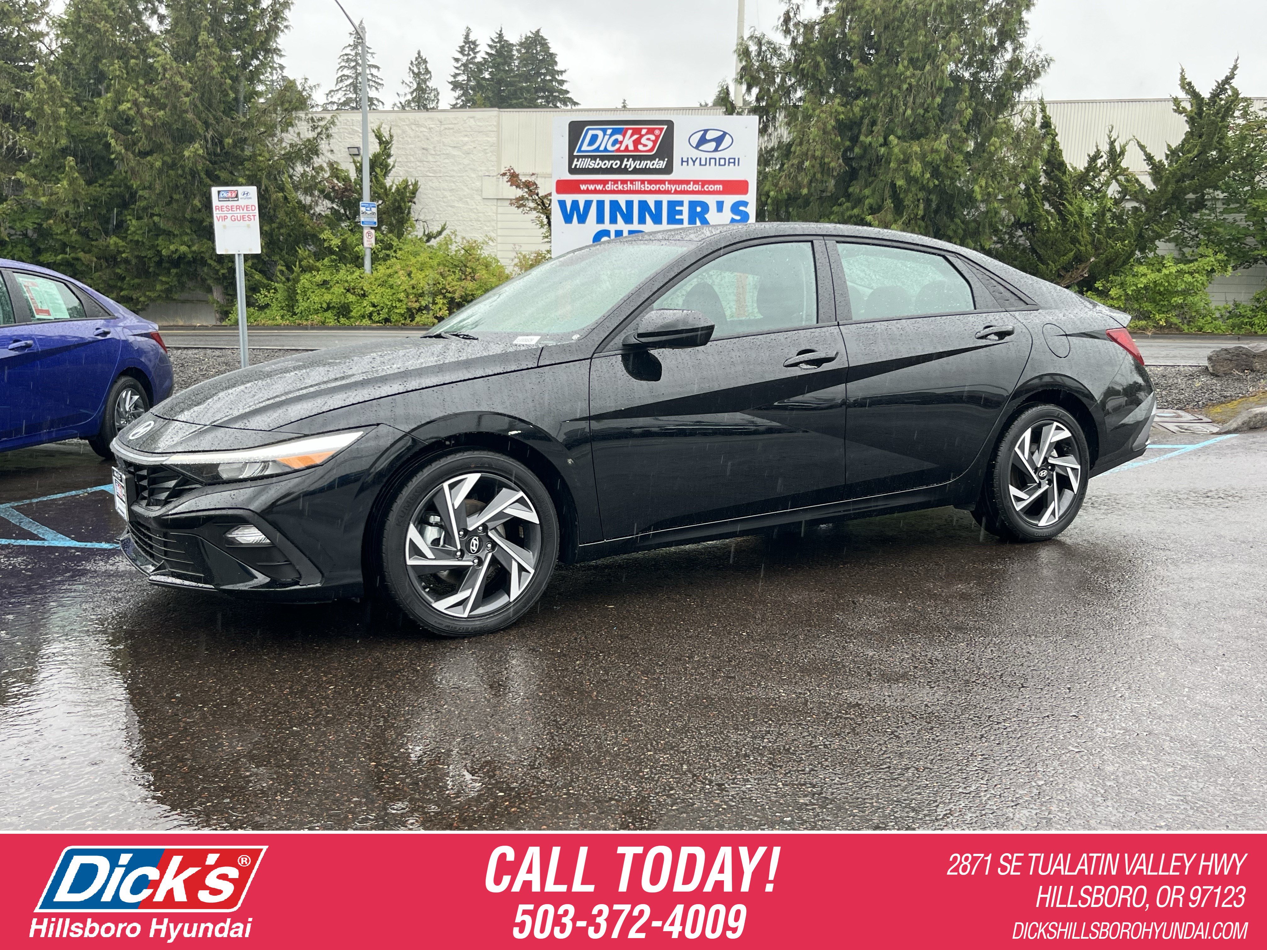 Used 2025 Hyundai Elantra SEL FWD image 1
