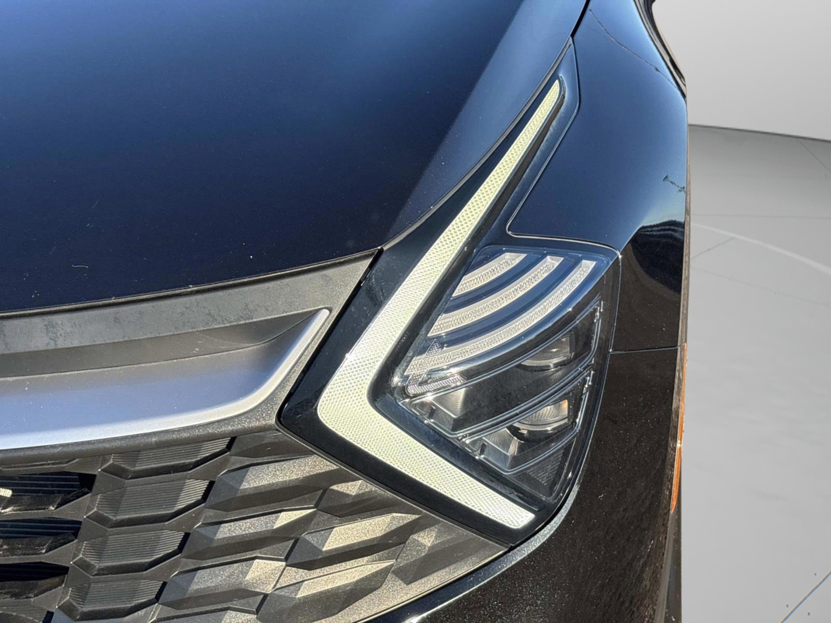 Used 2024 Kia Sportage LX image 10