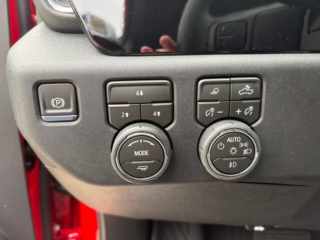 New 2026 Chevrolet Silverado 3500 LT w/ All Star Edition AWD/4WD image 17