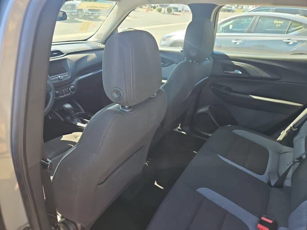 Used 2023 Chevrolet TrailBlazer LS FWD image 11