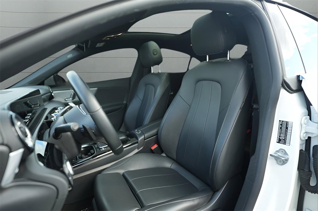 Used 2023 Mercedes-Benz CLA 250 image 17