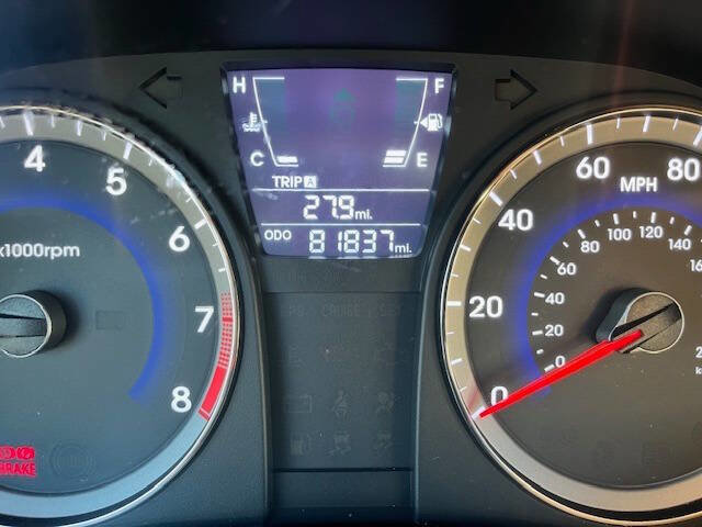 Used 2012 Hyundai Accent GS image 14