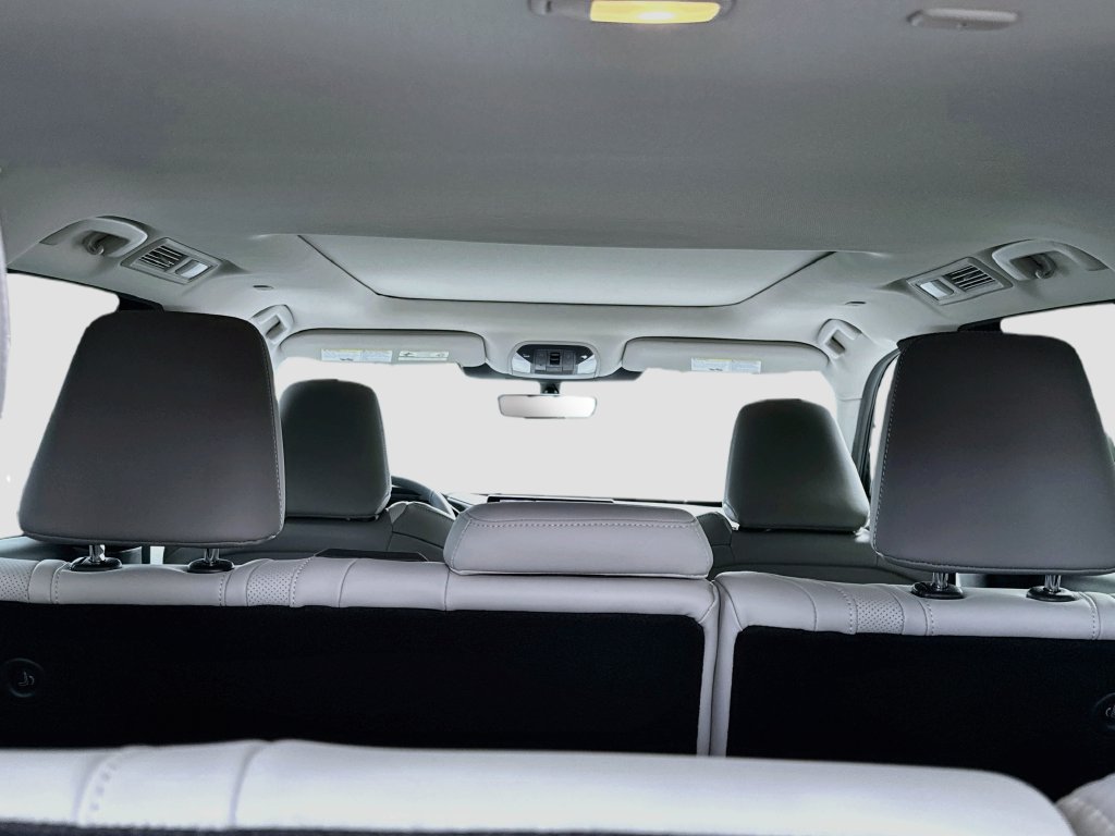 New 2027 INFINITI QX60 Luxe w/ Cargo Package FWD image 28