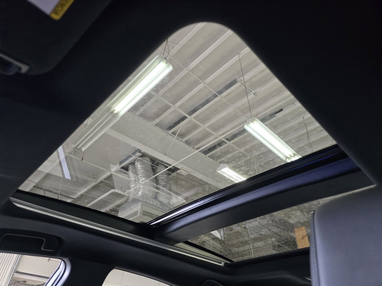 New 2026 Toyota Camry Hybrid image 3