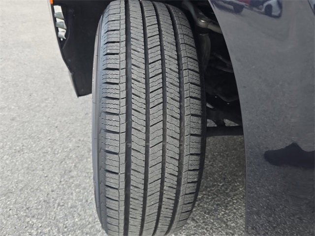 Used 2024 Chevrolet Tahoe LT image 30