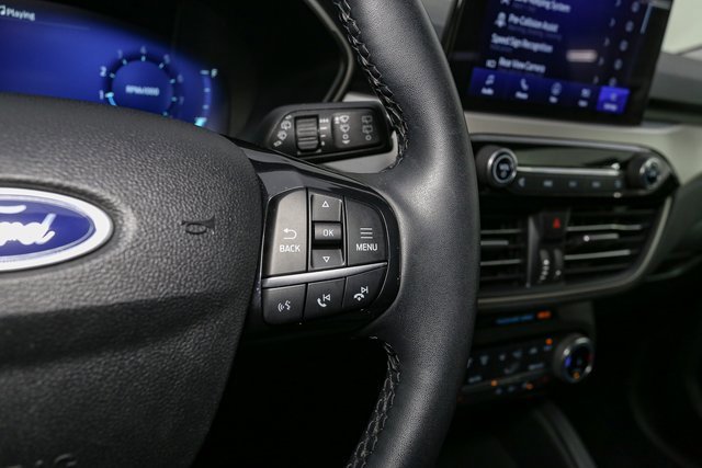 Used 2022 Ford Escape SEL w/ Technology Package image 32