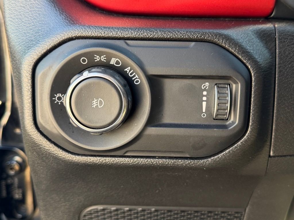 Certified 2023 Jeep Wrangler Rubicon image 28
