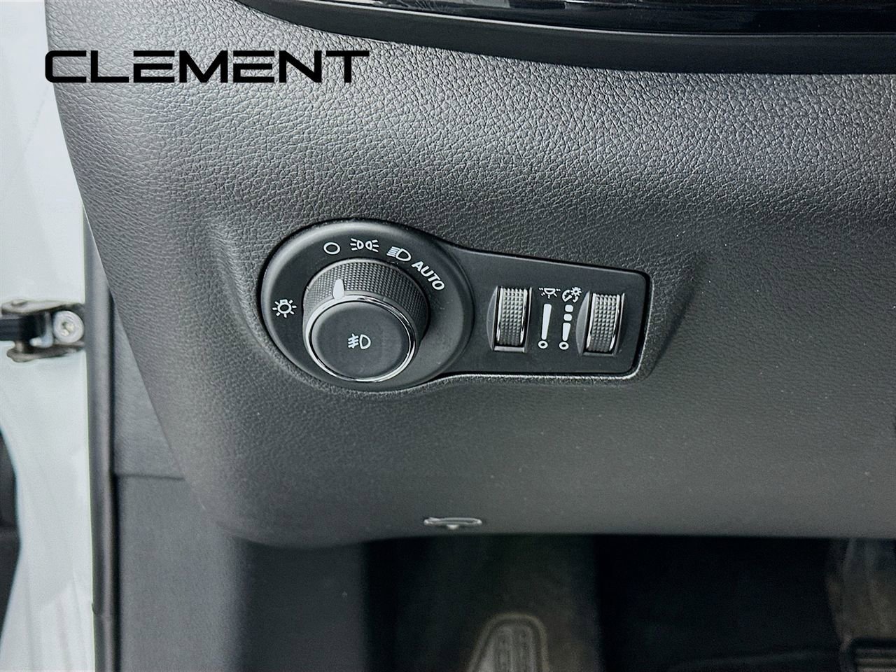 Used 2022 Jeep Compass Altitude image 14