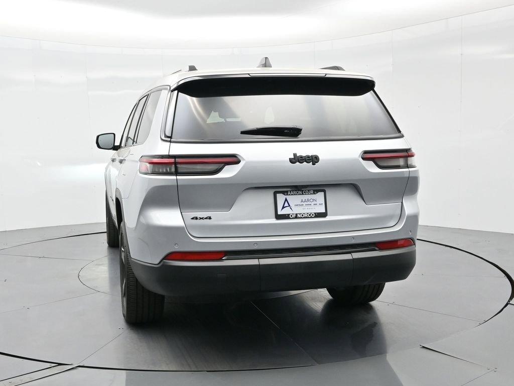 New 2025 Jeep Grand Cherokee L Altitude image 8