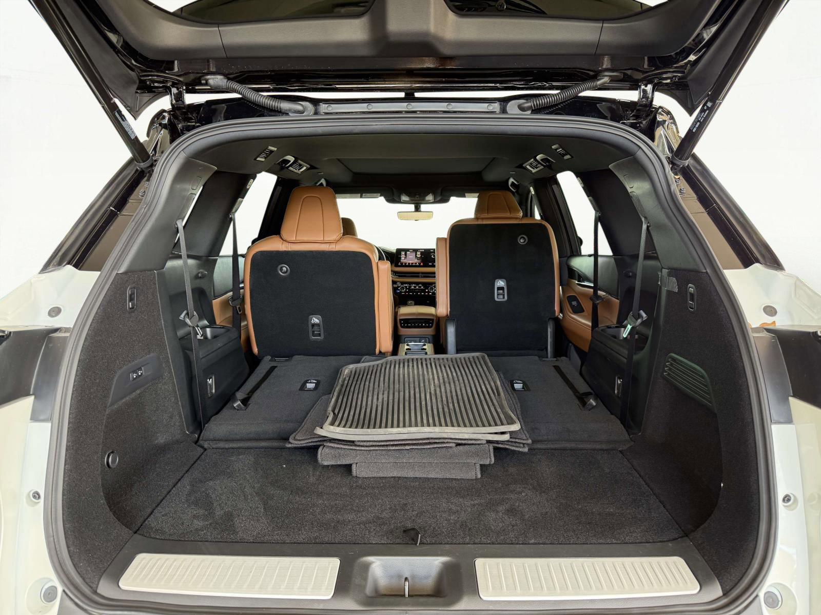 Used 2025 INFINITI QX60 Autograph image 29