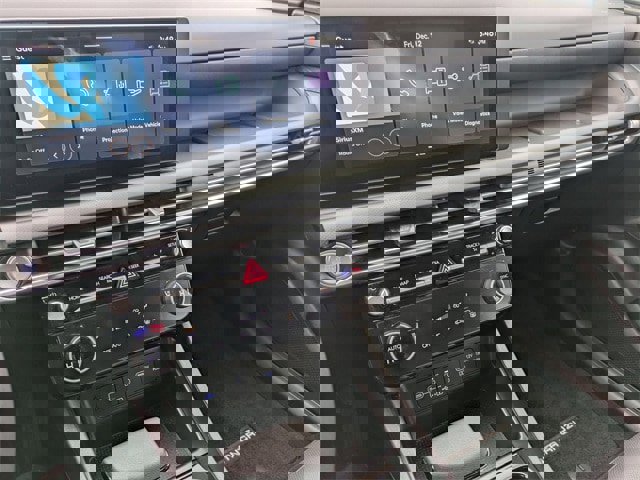 Certified 2025 Hyundai Santa Cruz SEL image 11