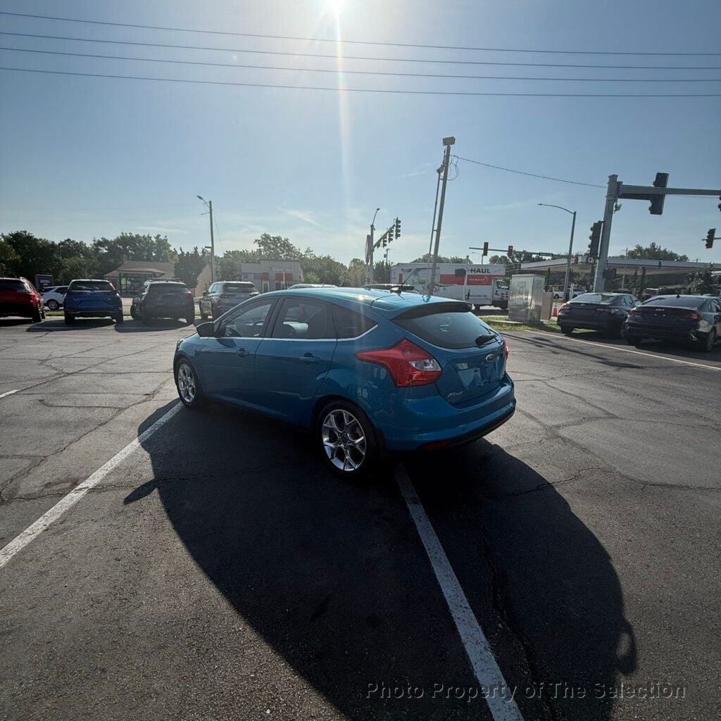 Used 2012 Ford Focus Titanium FWD image 10