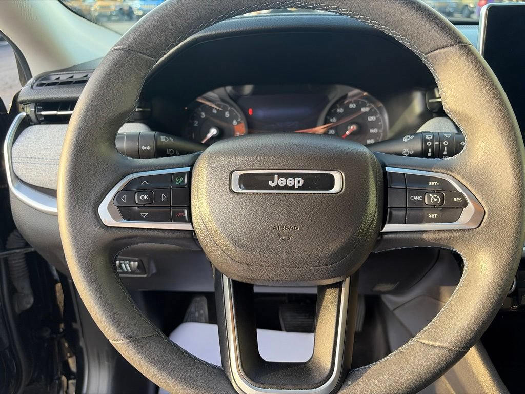 Used 2022 Jeep Compass Latitude AWD/4WD image 21