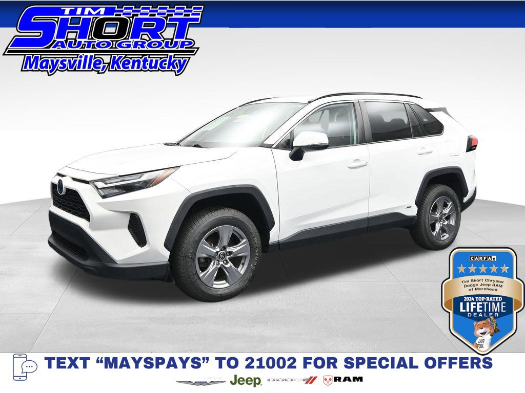 Used 2022 Toyota RAV4 XLE w/ XLE Grade Weather Package
