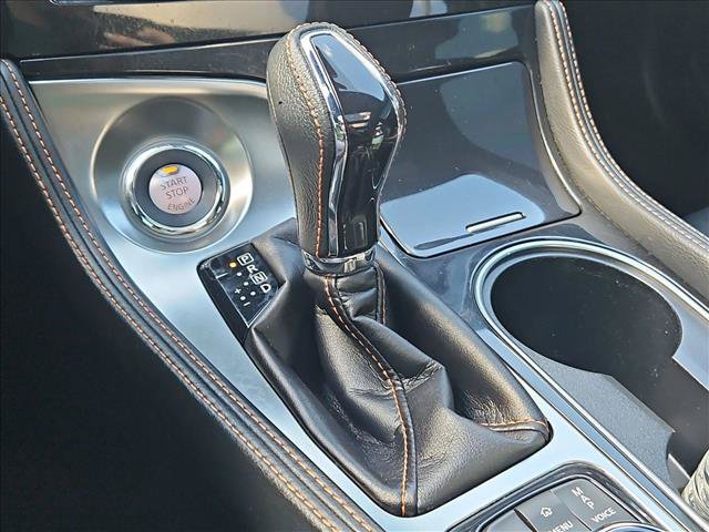 Used 2023 Nissan Maxima SR w/ Sport Mat Group FWD image 12