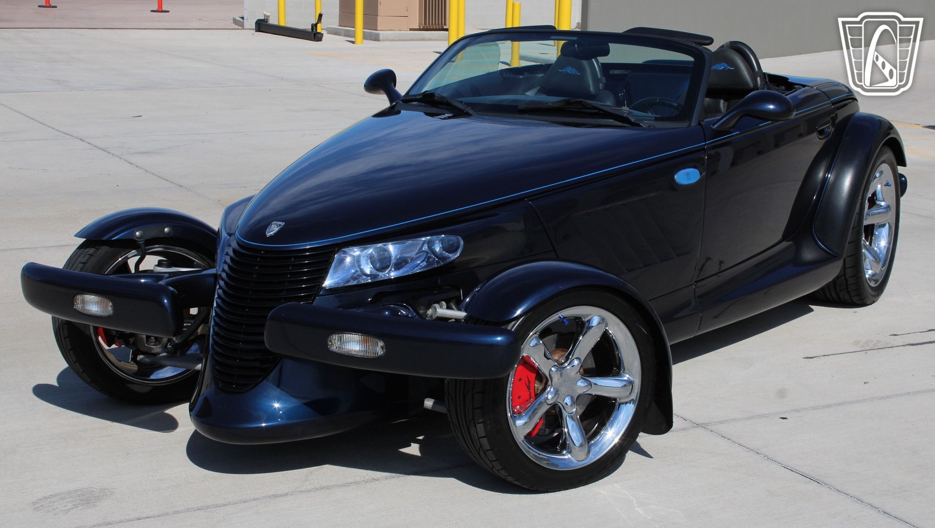 Used 2001 Chrysler Prowler RWD image 3