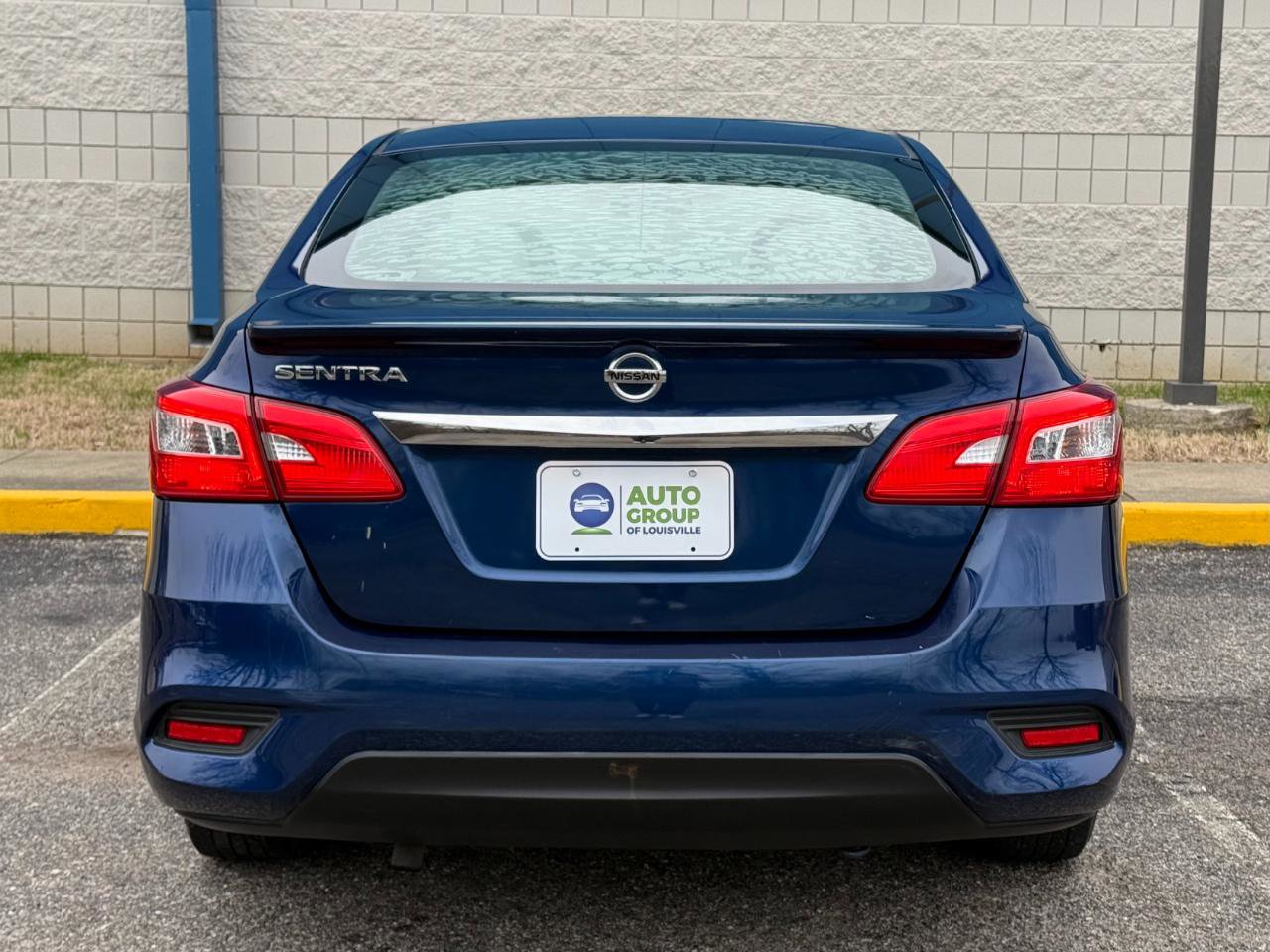 Used 2017 Nissan Sentra S w/ S Style Package FWD image 6