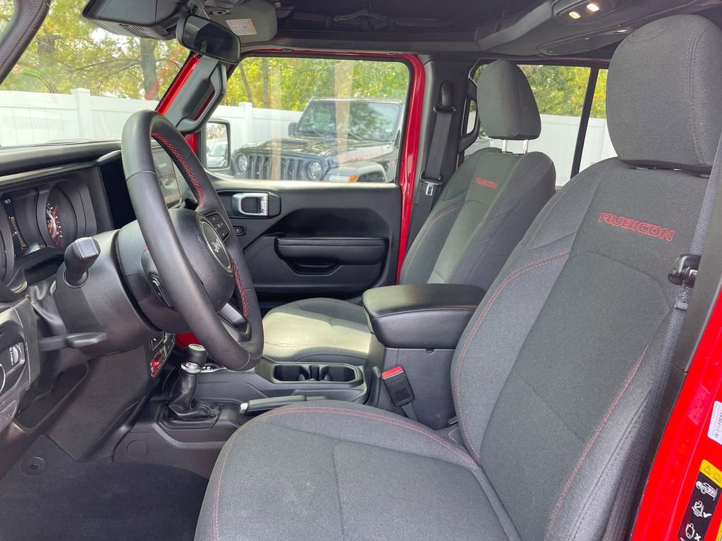 Used 2024 Jeep Wrangler Unlimited Rubicon w/ Convenience Group image 40