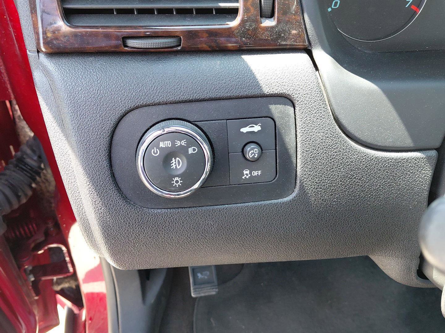 Used 2014 Chevrolet Impala LTZ FWD image 24